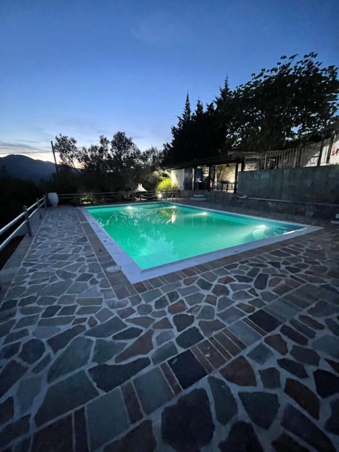 Maroudia Villa Kími